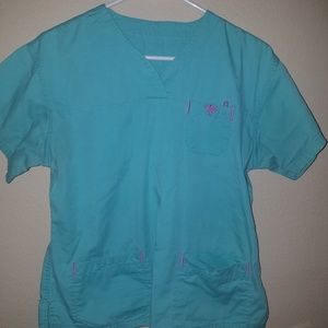 Scrub top